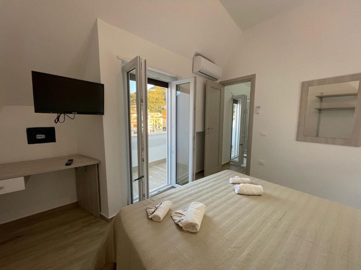 Appartamento A Pochi Passi dalla Piazza- Vista Mare Tropea Esterno foto